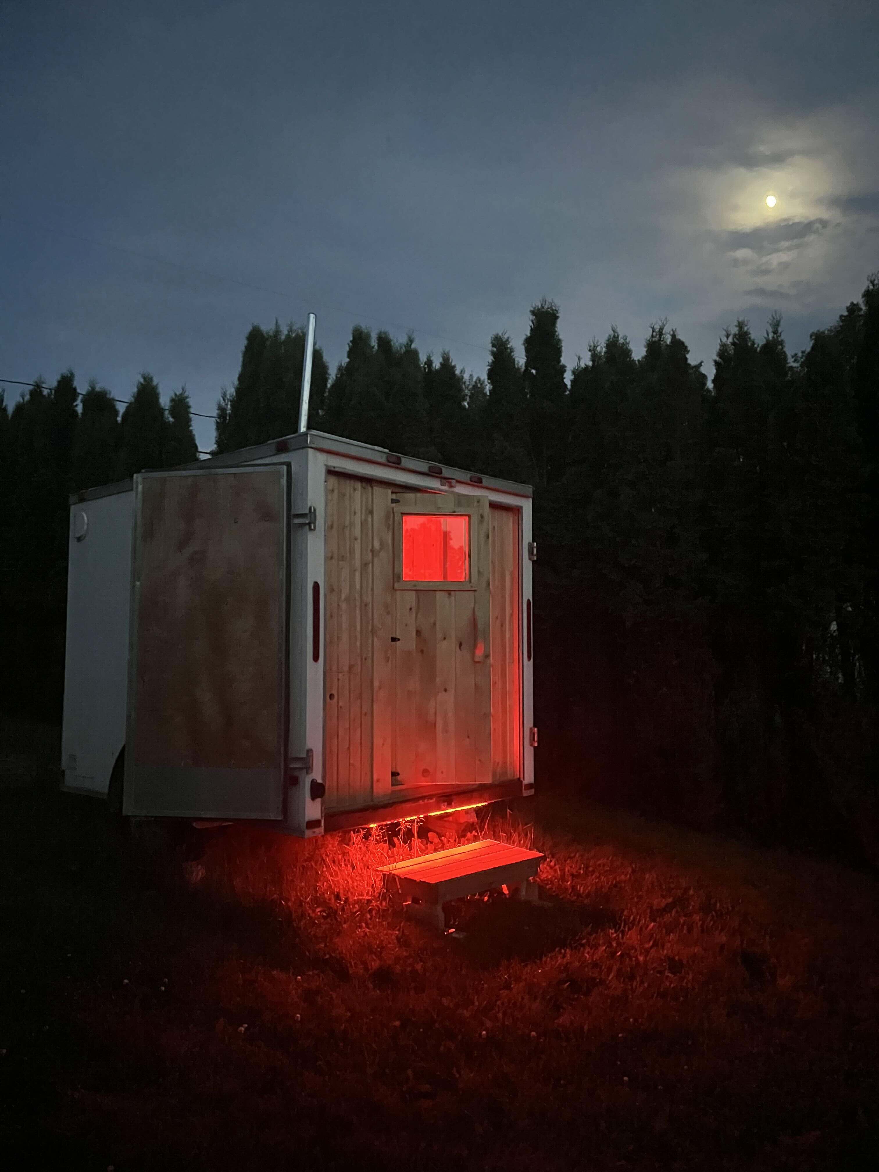 Sauna red light